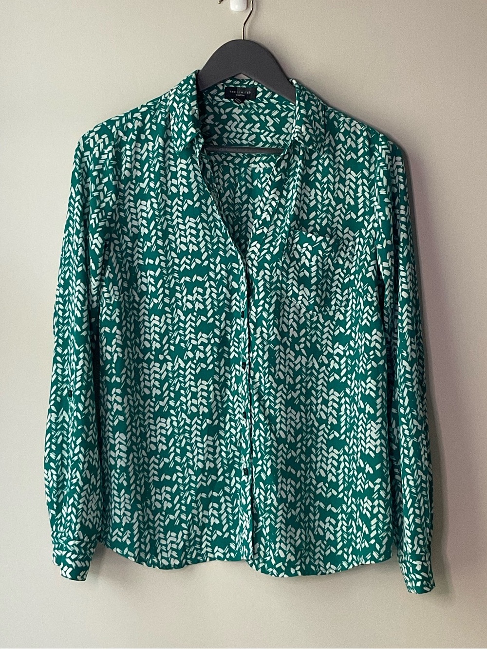 The Limited Green & White Printed Button-Up Blouse Medium